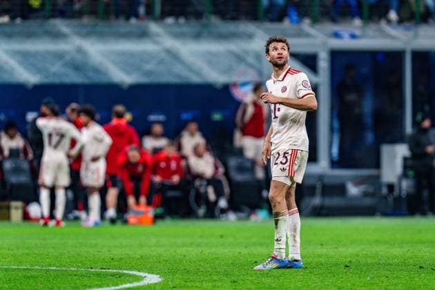 16.04.2025, Inter Mailand vs. FC Bayern München, UEFA Champions League, Viertelfinale-Rückspiel Thomas Müller (FC Bayern Muenchen, 25) unzufrieden unglücklich genervt sauer traurig Mimik Gestik Copyright: xBahhoxKarax