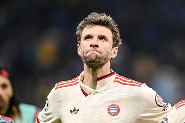Thomas Mueller (FC Bayern Muenchen) looks dejected during the UEFA Champions League 2024 25 Quarter Final Second Leg match between FC Internazionale Milano and FC Bayern München at San Siro on April 16, 2025 in Milan, Italy. (Photo by Harry Langer DeFodi Images)