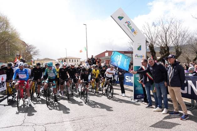 the start of the Giro d™Abruzzo, stage 3 from San Demetrio ne Vestini to Roccaraso (Aremogna) (160 km) - Abruzzo - Thursday, April 17, 2025. - cycling .  Copyright: xMassimoxPaolone LaPressex