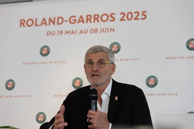 Paris 17.04.2025 Pressekonferenz French Open 2025 Roland-Garros v.l., Gilles Moretton im Gespräch mit den Journalisten, Roland Garros 2025 Copyright: HMBxMedia AntonioxBorga