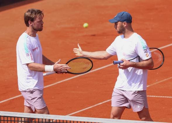 Kevin Krawietz, Tim Puetz (Kappe) jubelt nach dem Sieg, Jubel,Freude,Emotion, Herren Doppel, Men s Doubles Copyright: xJuergenxHasenkopfx