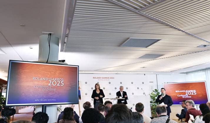 (250417) -- PARIS, April 17, 2025 -- Roland-Garros Open tennis tournament s director Amelie Mauresmo (L) and President of the French Tennis Federation Gilles Moretton (C) attend a press conference, PK, Pressekonferenz presenting the 2025 edition of the Roland Garros Grand Slam tennis tournament at the Roland Garros stadium, western Paris, France, April 17, 2025. ) (SP)FRANCE-PARIS-TENNIS-ROLAND GARROS-PRESS CONFERENCE GaoxJing 