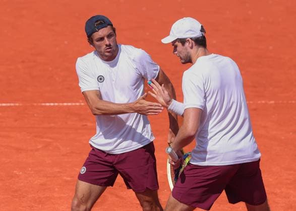Jakob Schnaitter (umgedrehte Kappe), Mark Wallner, Herren Doppel, Men s Doubles Tennis - BMW Open 2025 - ATP, Tennis Herren 500 - MTTC Iphitos - Munich - - Germany - 17 April 2025. Copyright: xJuergenxHasenkopfx