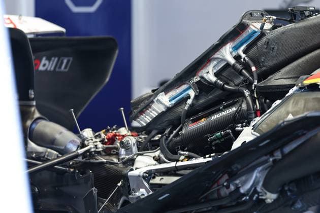 F1 Grand Prix Of Saudi Arabia: Previews The Honda F1 Powertrain is seen in the Visa Cash App RB Formula One Team s garage during previews ahead of the F1 Grand Prix of Saudi Arabia at Jeddah Corniche Circuit in Jeddah, Saudi Arabia, on April 17, 2025. Jeddah Mecca Saudi Arabia  Copyright: xPaddockerx originalFilename:paddocker-f1grandp250417_npETb.jpg