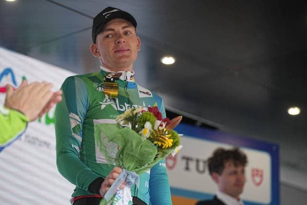 ZIMMERMANN Georg BiancoVerdeBlu jersey during the Giro d™Abruzzo, stage 3 from San Demetrio ne Vestini to Roccaraso (Aremogna) (160 km) - Abruzzo - Thursday, April 17, 2025. - cycling .  Copyright: xMarcoxAlpozzi LaPressex