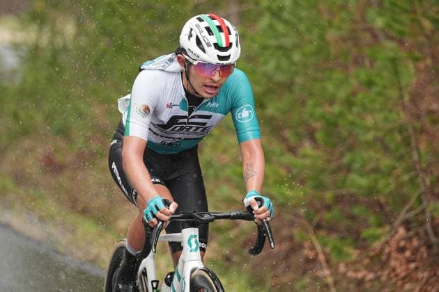 CALLEJAS SANTOS Edison Alejandro cycles during the Giro d™Abruzzo, stage 3 from San Demetrio ne Vestini to Roccaraso (Aremogna) (160 km) - Abruzzo - Thursday, April 17, 2025. - cycling .  Copyright: xMarcoxAlpozzi LaPressex