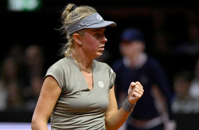 Magdalena Frech (POL) Jubel, Freude, Emotion, emotional, jubelt, Glueck, gluecklich, Tennis Damen Porsche-Cup Porsche Tennis Grand Prix GP Stuttgart 2025 Porsche Arena 17.04.2024 DFL REGULATIONS PROHIBIT ANY USE OF PHOTOGRAPHS AS IMAGE SEQUENCES AND OR QUASI-VIDEO Tennis Damen Porsche-Cup Porsche Tennis Grand Prix GP Stuttgart 2025