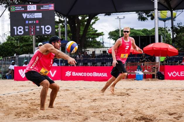 Beach Pro Tour Elite 16 in Brasilia BRASÍLIA, DF - 17.04.2025: BEACH PRO TOUR ELITE 16 IN BRASILIA - Arthur and Adrielson face Evans. and Budinger during the BEACH PRO TOUR - ELITE 16 - BRASILIA held at the Sarah Kubitschek City Park in Brasília, DF. (Photo: Wagner Araújo Fotoarena) x2723481x  WagnerxAraújo