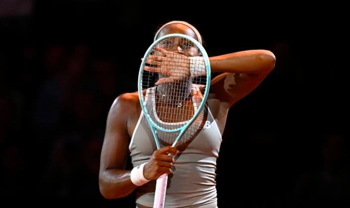 Coco Gauff (USA) Jubel, Freude, Emotion, emotional, jubelt, Glueck, gluecklich, ueber gewonnenes Match Tennis Damen Porsche-Cup Porsche Tennis Grand Prix GP Stuttgart 2025 Porsche Arena 17.04.2024 DFL REGULATIONS PROHIBIT ANY USE OF PHOTOGRAPHS AS IMAGE SEQUENCES AND OR QUASI-VIDEO Tennis Damen Porsche-Cup Porsche Tennis Grand Prix GP Stuttgart 2025