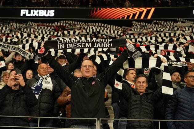 Eintracht Fans fordern den Europacup in diesem Jahr - Frankfurt 17.04.2025: Eintracht Frankfurt vs. Tottenham Hotspur, Deutsche Bank Park, UEFA Europa League Viertelfinale Rückspiel