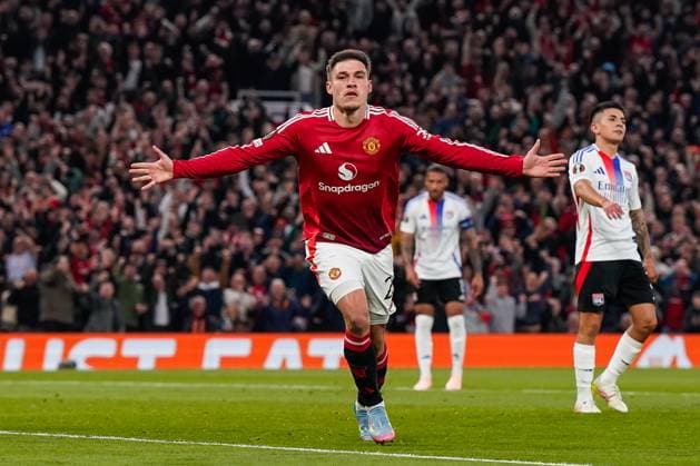 Manchester, England, 17th April 2025. Manuel Ugarte of Manchester United, ManU celebrates his goal to make it 1-0 during the Manchester United vs Olympique Lyonnais Quarter Final 2nd Leg UEFA Europa League match at Old Trafford, Manchester. Picture credit should read: Andrew Yates Sportimage EDITORIAL USE ONLY. No use with unauthorised audio, video, data, fixture lists, club league logos or live services. Online in-match use limited to 120 images, no video emulation. No use in betting, games or single club league player publications. SPI_050_AY_MANCHESTER_UNITED_V_OLYMPIQUE_LYONNAIS SPI-3844-0035