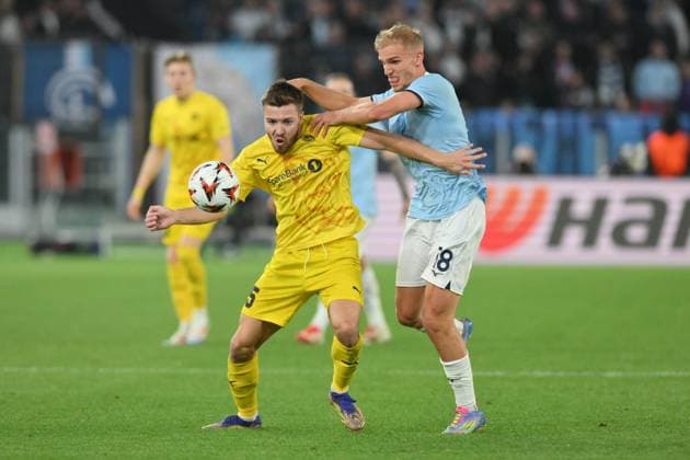 Foto IPP Roberto Ramaccia Roma 17 4 2025 Calcio Europa League - Quarti partita di ritorno 2024 2025 Lazio vs Bodo Glimt Nella foto Fredrik Andre Bjorkan in azione palla al piede contrastato da Gustav Isaksen Italy Photo Press - World Copyright Roma italy Italia ITALY  Copyright: xR4924_italyphotopressx