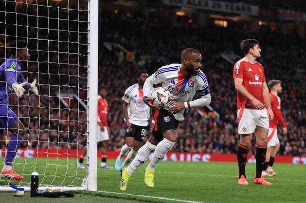 Manchester United, ManU v Olympique Lyonnais 17 April 2025 - UEFA Europa League - Quarter Final (2nd Leg) - Manchester United v Olympique Lyonnais - Alexandre Lacazette of Olympique Lyonnais retrieves the ball after the equalising goal (2-2) - Photo: Simon Stacpoole Offside. Manchester UK Copyright: xSimonxStacpoolexOffside