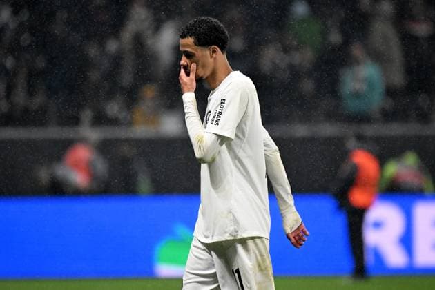 17.04.2025, xjhx, Fussball UEFA Europa League, Eintracht Frankfurt - Tottenham Hotspur v.l. Hugo Ekitike (Eintracht Frankfurt) Enttäuscht, traurig, frustriert (DFL DFB REGULATIONS PROHIBIT ANY USE OF PHOTOGRAPHS as IMAGE SEQUENCES and or QUASI-VIDEO) Frankfurt am Main