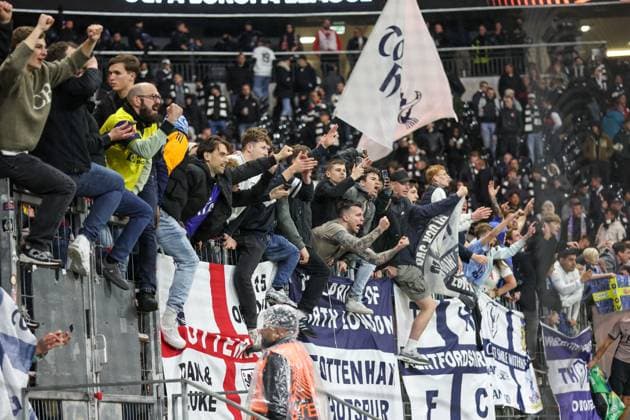 Europa League: Eintracht Frankfurt - Tottenham Hotspur am 17.04.25 in Deutsche Bank Park, Frankfurt Die Tottenham Hotspurs Fans nach dem Sieg in Frankfurt Frankfurt Deutsche Bank Park Frankfurt Deutschland Copyright: xAlfioxMarinox