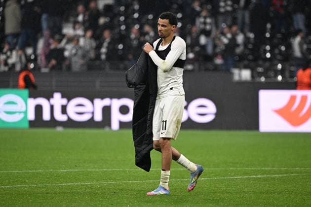 17.04.2025, xjhx, Fussball UEFA Europa League, Eintracht Frankfurt - Tottenham Hotspur v.l. Hugo Ekitike (Eintracht Frankfurt) Enttäuscht, traurig, frustriert (DFL DFB REGULATIONS PROHIBIT ANY USE OF PHOTOGRAPHS as IMAGE SEQUENCES and or QUASI-VIDEO) Frankfurt am Main