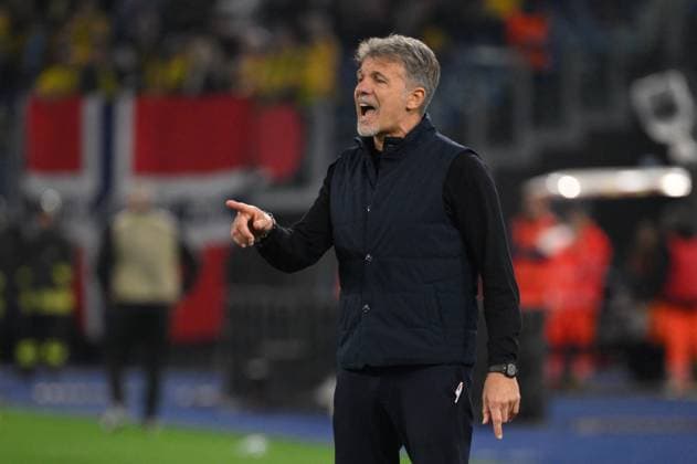 CALCIO - UEFA Europa League - SS Lazio vs FK Bodo Glimt Lazioâ??s head coach Marco Baroni during the UEFA Europa League 2024-2025 football match between SS Lazio and FK Bodo Glimt at the Olympic Stadium in Rome on April 17, 2025. Rome Italy  Copyright: xIPAxSport ABACAx
