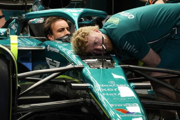 Sport Bilder des Tages 14 Fernando Alonso (ESP) Aston Martin Aramco F1 Team (GBR) Aston Martin AMR25 Mercedes during the 2025 Formula One STC Saudi Arabian Grand Prix, 5th round of the 2025 Formula 1 World Championship, WM, Weltmeisterschaft taking place from April 18 to 20, 2025 at Jeddah Corniche Circuit in Jeddah, Saudi Arabia. (Photo by Philippe Nanchino Eurasia Images) Jeddah Jeddah Corniche Circuit Saudi Arabia