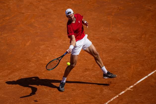 Karen Khachanov of Rusia plays a forehand against Alejandro Davidovich of Spain during their match of day five of the Barcelona Open Banc Sabadell at Real Club De Tenis Barcelona, Spain (Judit Cartiel SPP) Copyright: xJuditxCartiel SPPx spp-en-JuCa-JUCA1186