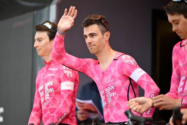 Brabantse Pijl 2025 cycling race OVERIJSE, BELGIUM - APRIL 18 : Battistella Samuele (ITA) of EF Education - Easypost during the Men Elite UCI 1.Pro 65th Flanders Classics Brabantse Pijl cycling race with start in Beersel and finish in Overijse (175,4 km) on April 18, 2025 in Overijse, Belgium, 18 04 2025 ( Motordriver Kenny Verfaillie & Overijse Belgium  Copyright: xNicoxVereeckenx