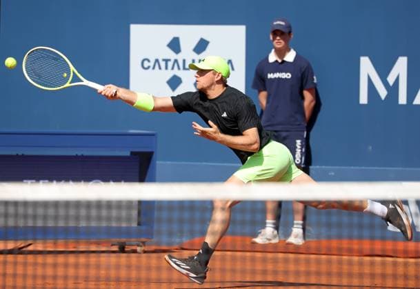 Barcelona Open Banc Sabadell 2025 - Day Five Alejandro Davidovich Fokina plays against Karen Khachanov during the quarterfinals (Day Five) of the Barcelona Open Banc Sabadell, 72nd Conde de Godo Trophy, at the Real Club Tennis Barcelona 1899, in Barcelona, Spain, on April 18, 2025. Barcelona Spain  Copyright: xUrbanandsportx originalFilename:urbanandsport-khachano250418_npms3.jpg