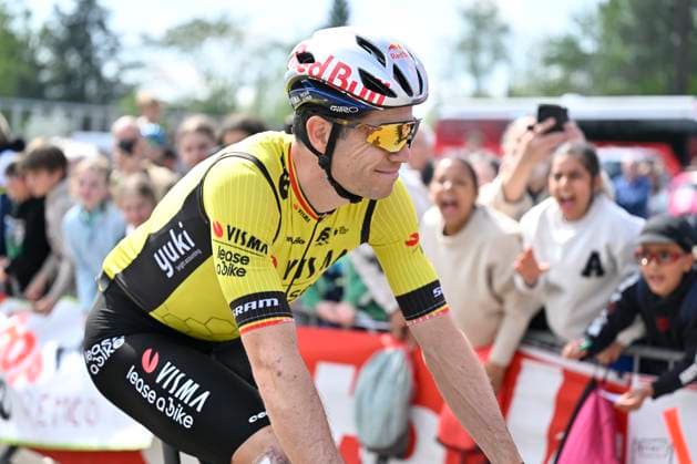 Brabantse Pijl 2025 - Men Elite OVERIJSE, BELGIUM - APRIL 18 : Van Aert Wout (BEL) of Team Visma - Lease a Bike pictured during the 65th edition of the Brabantse Pijl, an UCI individual Road cycling, Rad, Radsport, Strasse race with start in Beersel and finish in Overijse after 162,6 km, organized by Flanders Classics on April 18, 2025 in Overijse, Belgium, 18 04 2025 Overijse Belgium Copyright: xJanxDexMeuleneirx