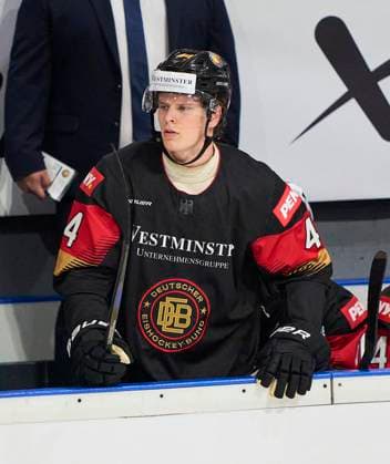 Joshua Samanski Nr.44 of Germany in the match GERMANY - CZECH REPUBLIC 0-7 Friendly match DEB Ice hockey, Eishockey World Championship, WM, Weltmeisterschaft 2025 preparation in Regensburg Germany, Apr 10, 2025, Season 2024 2025, Tschechische Republik, Tschechien,