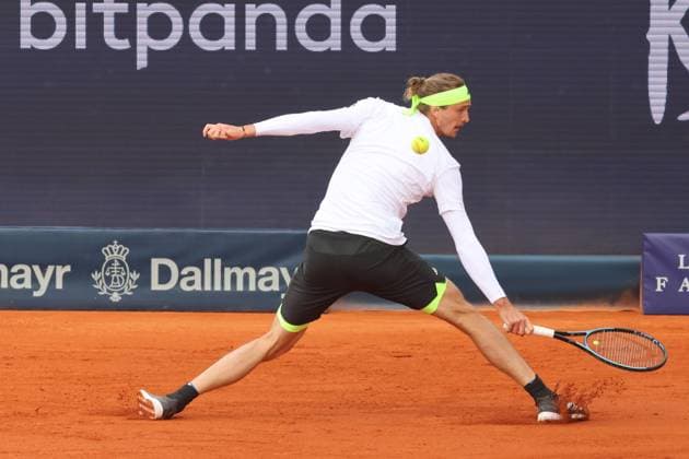 Alexander Zverev (GER) am Ball, Tennis BMW Open by Bitpanda ATP, Tennis Herren 500 München 18.04.2025 FOTO: Mladen Lackovic LakoPress