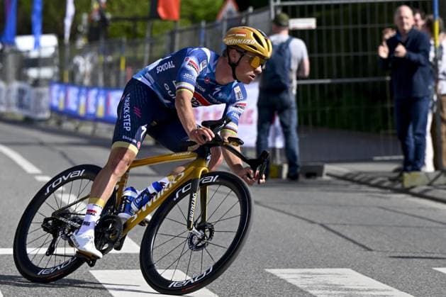 Belgian Remco Evenepoel of Soudal Quick-Step pictured in action during the men s Brabantse Pijl one day cycling race, 162,5km from Huizingen, Beersel to Overijse on Friday 18 April 2025. TOM GOYVAERTS TomxGoyvaerts  x121152810x