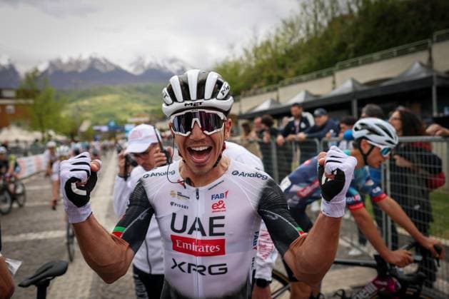 Ivo Oliveira (UAE Team Emirates XRG) during the Giro d™Abruzzo, stage from Corropoli to Isola del Gran Sasso (Santuario di San Gabriele (164 km) - Abruzzo - Friday, April 18, 2025. - cycling .  Copyright: xAlessandroxGaroflox LaPressex
