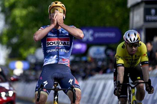 Belgian Remco Evenepoel celebrates after winning the men s Brabantse Pijl one day cycling race, 162,5km from Huizingen, Beersel to Overijse on Friday 18 April 2025. TOM GOYVAERTS TomxGoyvaerts  x121159378x