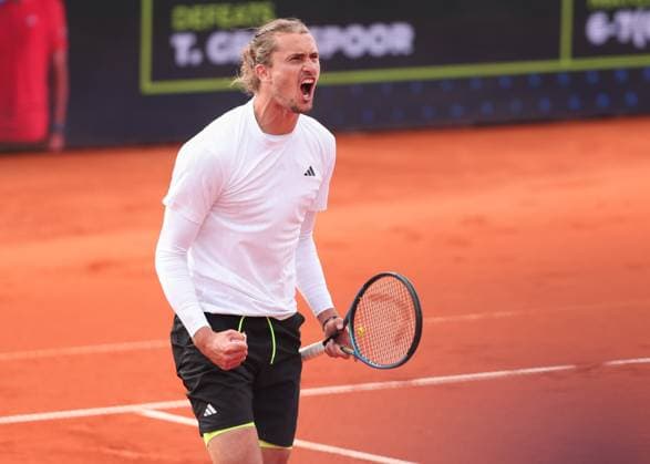 Alexander Zverev jubelt nach dem Sieg, Jubel, Freude, Emotion Tennis - BMW Open 2025 - ATP, Tennis Herren 500 - MTTC Iphitos - Munich - - Germany - 18 April 2025. Copyright: xJuergenxHasenkopfx