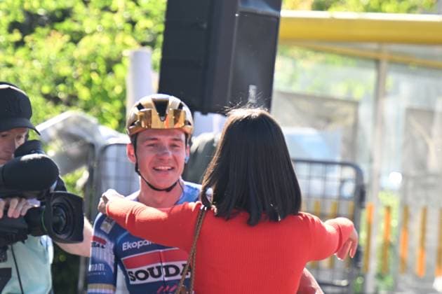 18-04-2025 Brabantse Pijl; 2025, Soudal - Quick Step; Evenepoel, Remco; Moglie Evenepoel, Remco; Overijse; 