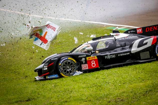 Sport Themen der Woche KW16 Sport Bilder des Tages FIA WEC - 6 HOURS OF IMOLA 2025 08 BUEMI SÃ bastien (swi), HARTLEY Brendon (nzl), HIRAKAWA Ryo (jpn), Toyota Gazoo Racing, Toyota GR010 Hybrid 08, Hypercar, action during the 6 Hours of Imola 2025, 2nd round of the 2025 FIA World Endurance Championship, from April 18 to 20, 2025 on the Autodromo Internazionale Enzo e Dino Ferrari in Imola, Italy - ImolaItaly  Copyright: xPauloxMariax
