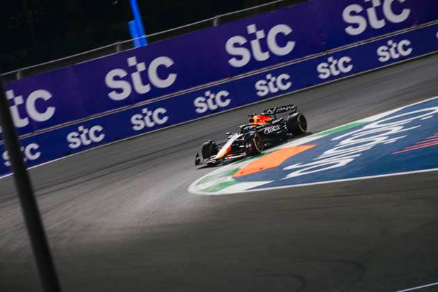 Formula 1 STC Saudi Arabian Grand Prix 2025 Salahuddin Asad OVERTAKE MAXPPP - Jeddah 18 04 2025 01 VERSTAPPEN Max (nld), Red Bull Racing, action during the Formula 1 STC Saudi Arabian Grand Prix 2025, the 5th round of the 2025 FIA Formula 1 World Championship, WM, Weltmeisterschaft on the Jeddah Corniche Circuit from April 17 to 20, 2025, in Jeddah, Saudi Arabia Jeddah Saudi Arabia  Copyright: xOVERTAKE MAXPPPxSalahuddinxAsadx OVT202504182074 OVT202504182074