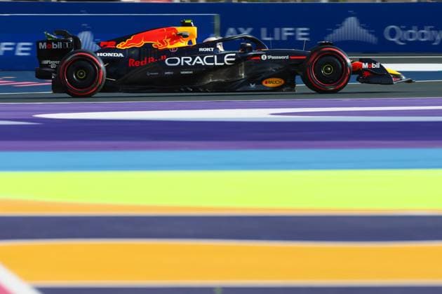 22 Yuki Tsunoda (JPN) Oracle Red Bull Racing (AUT) Red Bull RB21 Honda RBPT during the 2025 Formula One STC Saudi Arabian Grand Prix, 5th round of the 2025 Formula 1 World Championship, WM, Weltmeisterschaft at Jeddah Corniche Circuit on April 18, 2025 in Jeddah, Saudi Arabia. (Photo by Philippe Nanchino Eurasia Images) Jeddah Jeddah Corniche Circuit Saudi Arabia