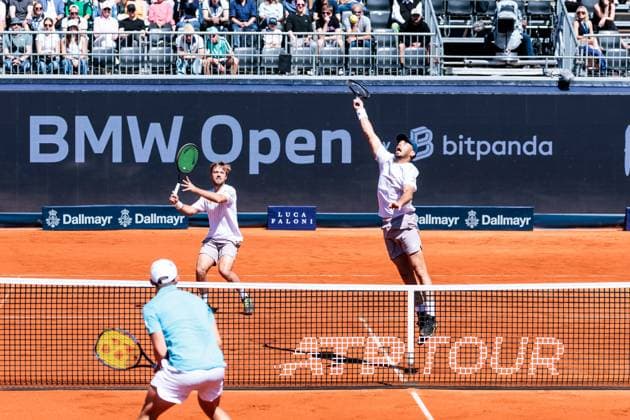 BMW Open München ATP, Tennis Herren 500; 19.04.2025 Kevin Krawietz (Deutschland) und Tim Pütz (Deutschland) im Doppel gegen Sander Gille (Belgien) und Jan Zielinski (Polen), Halbfinale BMW Open by Bitpanda München ATP 500: Tag 8, München, MTTC Iphitos am 19.04.2025 Copyright: xBEAUTIFULxSPORTS Wunderlx