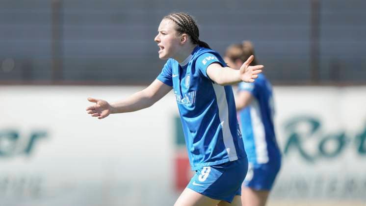 19.04.2025, Hänsch-Arena, Meppen, GER, 2. Frauen-Bundesliga: SV Meppen - 1. FC Union Berlin, Marleen Kropp (SV Meppen 9) enttäuscht, gestikuliert, DFL REGULATIONS PROHIBIT ANY USE OF PHOTOGRAPHS AS IMAGE SEQUENCES AND OR QUASI-VIDEO. Meppen Niedersachsen Germany Hänsch-Arena