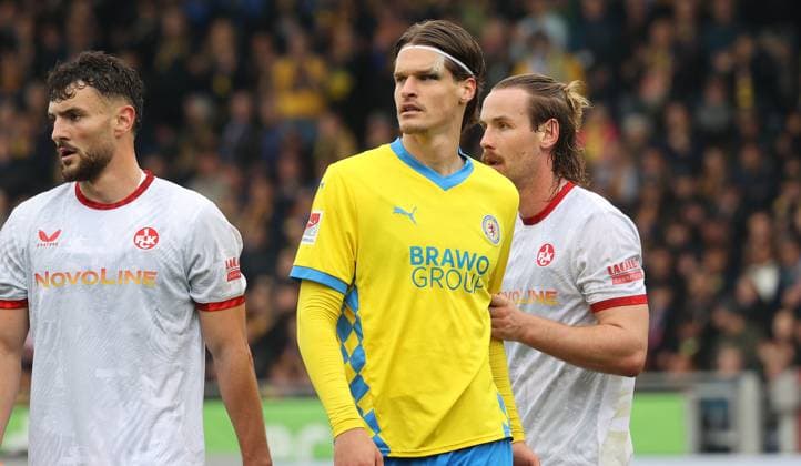Eintracht BS vs 1. FC Kaiserslautern Braunschweig, 19.04.2025, Fußball, Saison 24 25, 2. Bundesliga, 30. Spieltag, Eintracht Braunschweig vs 1. FC Kaiserslautern, Bild zeigt: Levente Szabo (BTSV, 11) Braunschweig