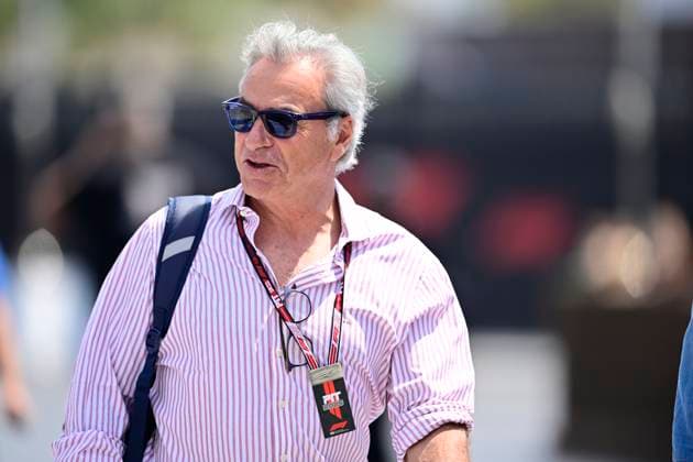 F1 Grand Prix of Saudi Arabia - Qualifying Carlos Sainz Sr. chats during the qualifying of the Saudi Arabia GP, the 5th round of the Formula 1 World Championship, WM, Weltmeisterschaft at the Jeddah Corniche Circuit in Jeddah, Saudi Arabia, on April 19, 2025. Jeddah Saudia Arabia  Copyright: xAndreaxDiodatox originalFilename:diodato-f1saudia250419_npE7K.jpg