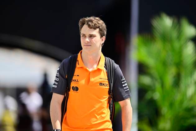 F1 Grand Prix of Saudi Arabia - Qualifying Oscar Piastri of the McLaren F1 Team chats during the qualifying of the Saudi Arabia GP, the 5th round of the Formula 1 World Championship, WM, Weltmeisterschaft at the Jeddah Corniche Circuit in Jeddah, Saudi Arabia, on April 19, 2025. Jeddah Saudia Arabia  Copyright: xAndreaxDiodatox originalFilename:diodato-f1saudia250419_npJYS.jpg