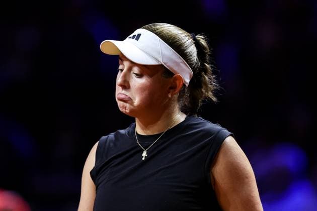 Im Bild Jelena Osstapenko LAT Jelena Osstapenko LAT vs Iga Swiatek POL GER, Porsche Tennis Grand Prix GP Stuttgart 2025, WTA500, 19.04.2025 GER, Porsche Tennis Grand Prix GP Stuttgart 2025, WTA500, 19.04.2025 Stuttgart Copyright: xEibner-Pressefoto RogerxBuerkex EP