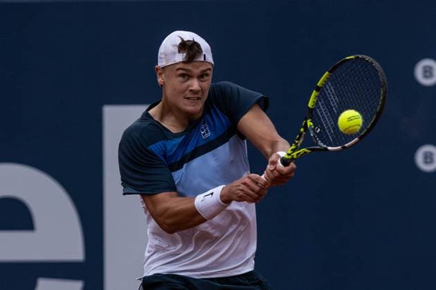 April 19, 2025, Barcelona, Barcelona, Spain: Holger Rune of Denmark during the semifinals between Karen Khachanov on Barcelona Open Banc Sabadell Trofeo Conde de Godo on April 19, 2025 in Barcelona, Spain. Barcelona Spain - ZUMAs316 20250419_znp_s316_012 Copyright: xMartixSeguraxRamonedax