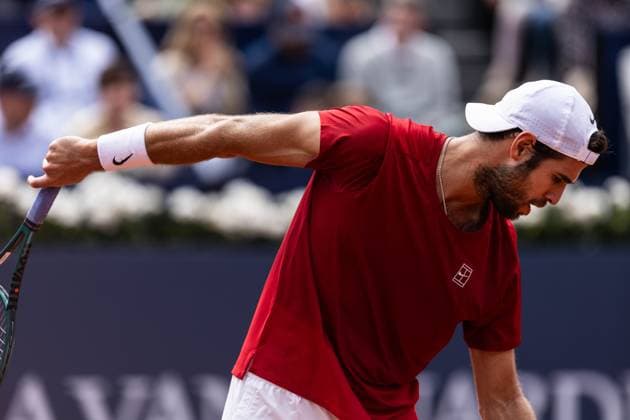 April 19, 2025, Barcelona, Barcelona, Spain: Karen Khachanov of Russia during the semifinals between Holger Rune of Denmark on Barcelona Open Banc Sabadell Trofeo Conde de Godo on April 19, 2025 in Barcelona, Spain. Barcelona Spain - ZUMAs316 20250419_znp_s316_030 Copyright: xMartixSeguraxRamonedax