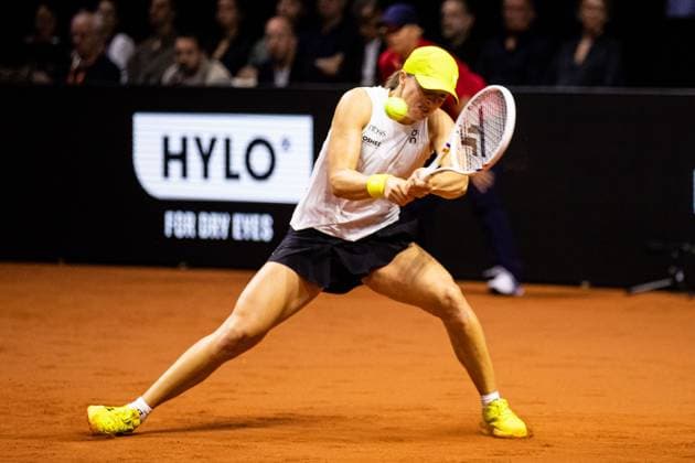 Im Bild Iga Swiatek Jelena Ostapenko LAT vs Iga Swiatek POL GER, Porsche Tennis Grand Prix GP Stuttgart 2025, WTA500, 19.04.2025 GER, Porsche Tennis Grand Prix GP Stuttgart 2025, WTA500, 19.04.2025 Stuttgart Copyright: xEibner-Pressefoto RogerxBuerkex EP