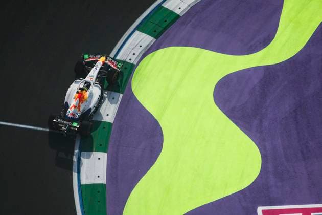 F1 - SAUDI ARABIAN GRAND PRIX 2025 06 HADJAR Isack (fra), Visa Cash App RB F1 Team VCARB02, action during the Formula 1 STC Saudi Arabian Grand Prix 2025, 5th round of the 2025 FIA Formula One World Championship, WM, Weltmeisterschaft from April 18 to 20, 2025 on the Jeddah Corniche Circuit, in Jeddah, Saudi Arabia - JeddahSaudi Arabia  Copyright: xXavixBonillax