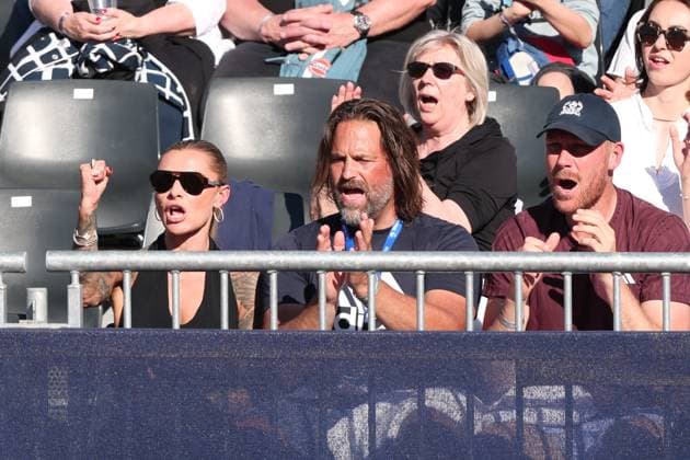 Alexander Zverev Freundin Sophia Thomalla, Physiotherapeut Will Herbert und Hitting Partner Matthias Bachinger jubeln in der Spielerloge Copyright: xJuergenxHasenkopfx