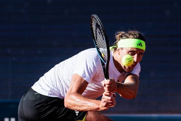 BMW Open München ATP, Tennis Herren 500; 19.04.2025 Alexander Zverev (Deutschland) im Match gegen Fabian Marozsan (Ungarn), Halbfinale BMW Open by Bitpanda München ATP 500: Tag 8, München, MTTC Iphitos am 19.04.2025 Copyright: xBEAUTIFULxSPORTS Wunderlx