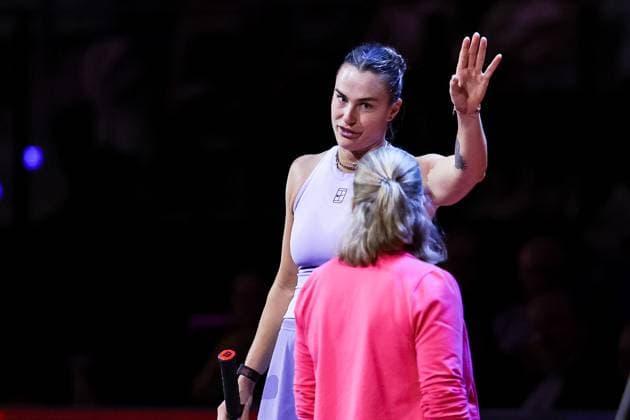 im Bild Aryna Sabalenka beschwert sich ueber eine angeblich falsche Entscheidung Aryna Sabalenka vs Elise Mertens BEL GER, Porsche Tennis Grand Prix GP Stuttgart 2025, WTA500, 19.04.2025 GER, Porsche Tennis Grand Prix GP Stuttgart 2025, WTA500, 19.04.2025 Stuttgart Copyright: xEibner-Pressefoto RogerxBuerkex EP