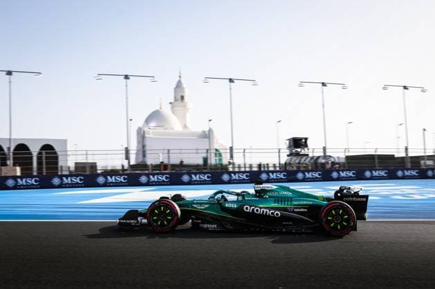 F1 - SAUDI ARABIAN GRAND PRIX 2025 18 STROLL Lance (can), Aston Martin F1 Team AMR25, action during the Formula 1 STC Saudi Arabian Grand Prix 2025, 5th round of the 2025 FIA Formula One World Championship, WM, Weltmeisterschaft from April 18 to 20, 2025 on the Jeddah Corniche Circuit, in Jeddah, Saudi Arabia - JeddahSaudi Arabia  Copyright: xANTONINxVINCENTx